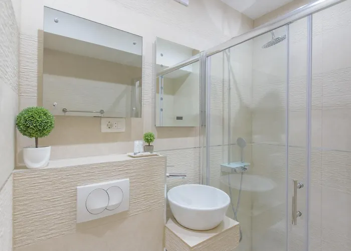 Apartman Location Split